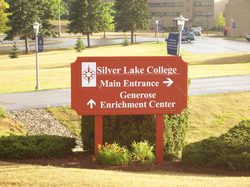 Silver Lake College logo